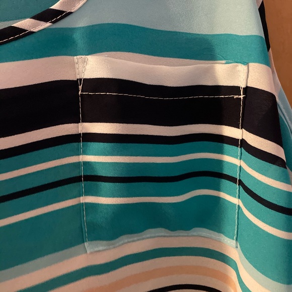 TORRID “Georgette” Pocket Tank Top with Stripes size 1 - Picture 5 of 5